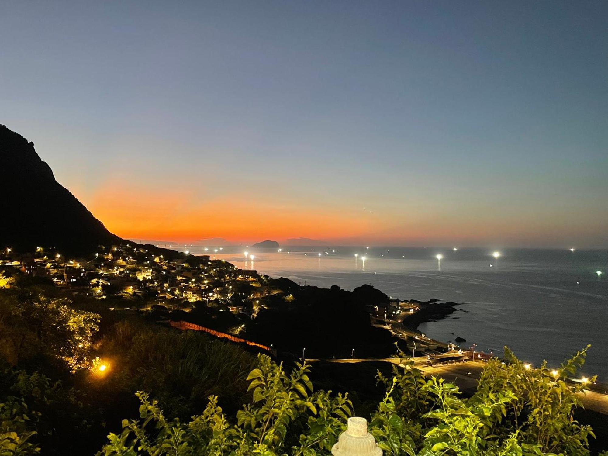 13F Homestay Jiufen Exteriör bild