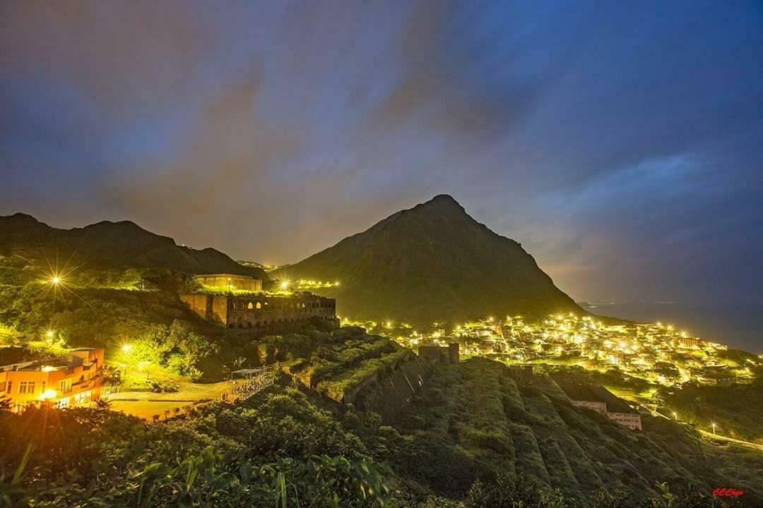 13F Homestay Jiufen Exteriör bild